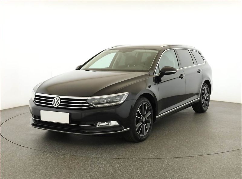 Volkswagen Passat (2016) 2.0 TDI, Kůže, Navi, Tempomat - fotka 2 z 19