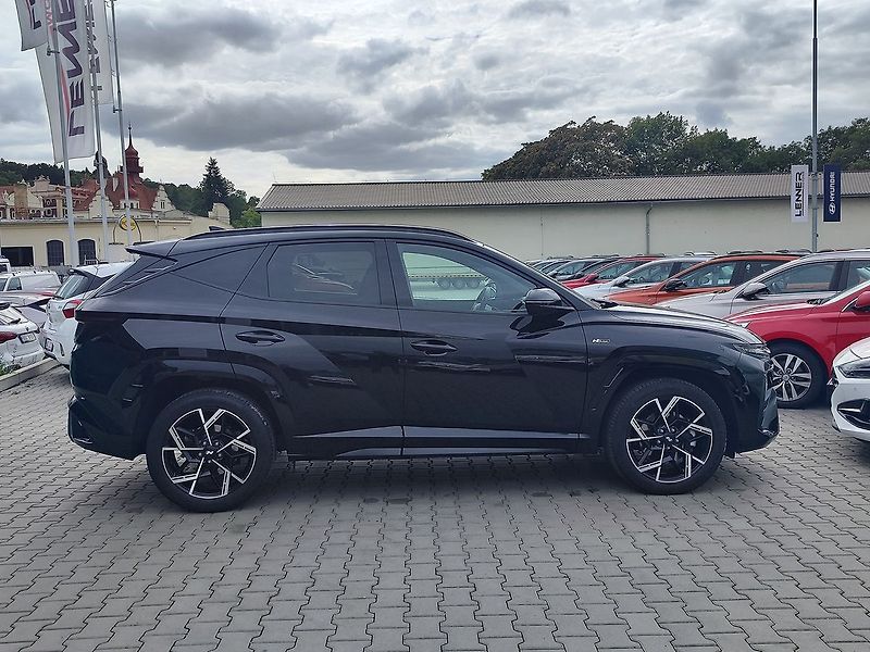 Hyundai Tucson 1.6 T-GDI/118kW N-Line DCT - fotka 4 z 33