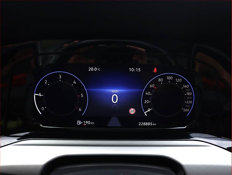Volkswagen Golf (2021) Life 2.0 TDI, Serv.kniha, Navi - fotka 11 z 23