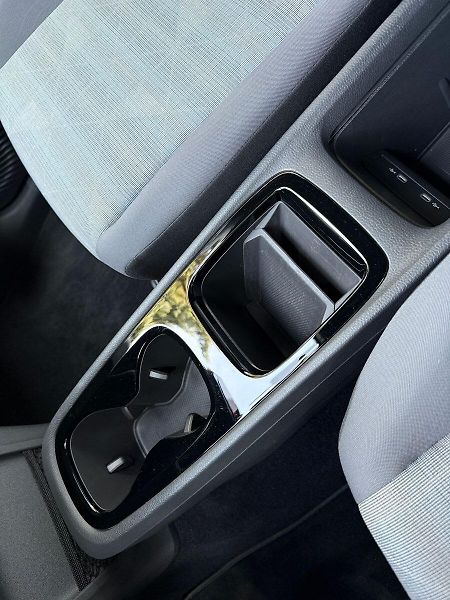 Volkswagen ID.3 PRO 107kW baterie 62 kWh - fotka 26 z 37