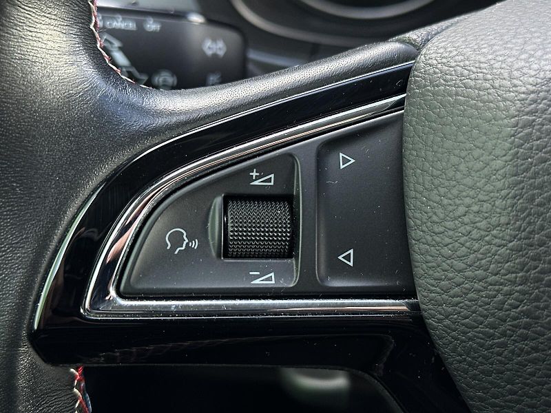 Škoda Fabia 1.0TSi Style PLUS 110PS KAMERA - fotka 19 z 38