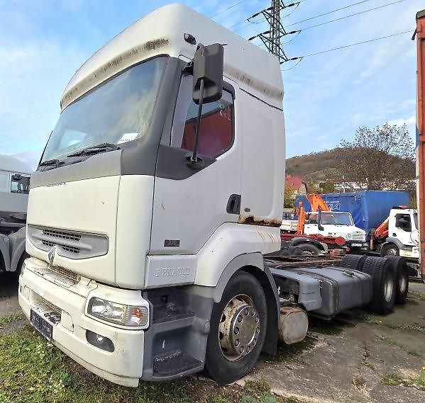 Renault Premium (2004) 6x2 podvozek měchy retarder - fotka 3 z 10