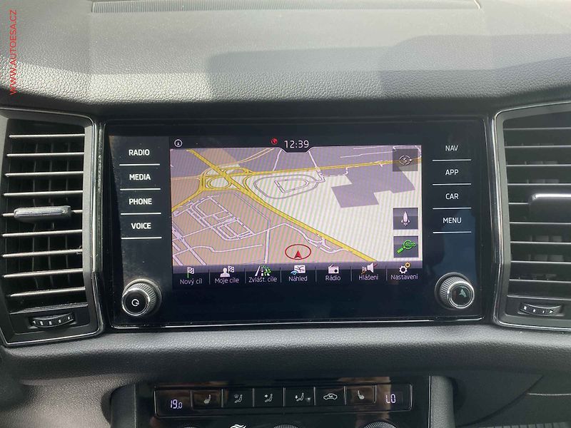 Škoda Kodiaq (2020) 2.0 TDi, Ambition, DSG, LED - fotka 17 z 18
