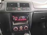 Volkswagen Golf (1998) 1.6, po STK, Klima - náhled 12