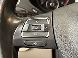 Volkswagen Jetta (2012) 1.4TSi, AC, výhřev sed - náhled 18