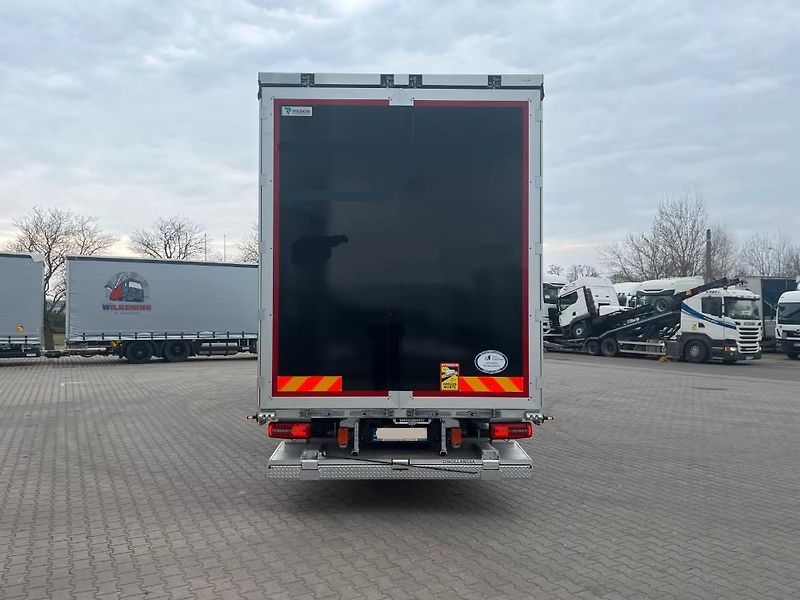 MAN TGX (2025) 26.400 6x2 shrnovačka EURO 6 - fotka 4 z 6