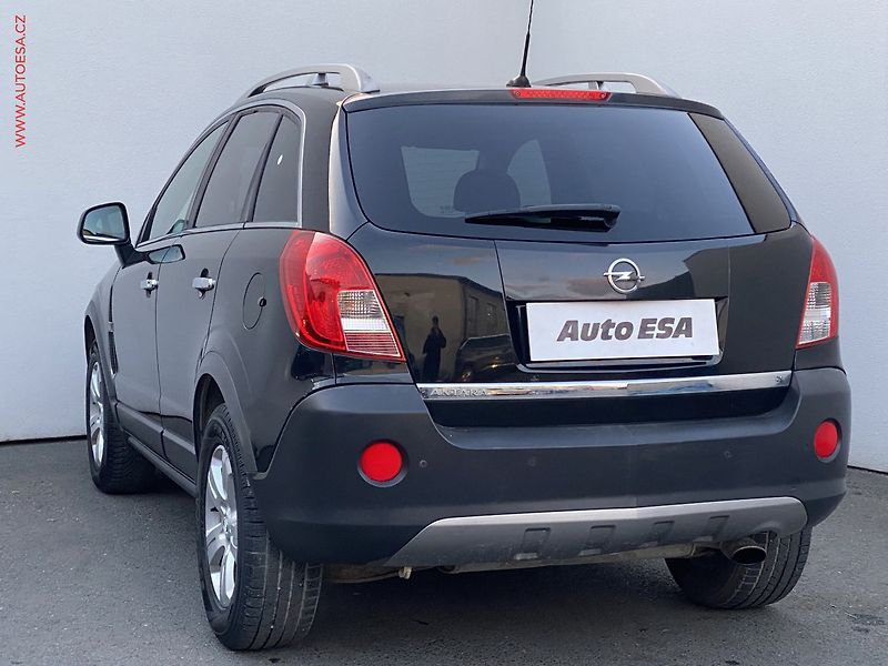 Opel Antara (2012) 2.4 4x4, Cosmo, bixen, +ALU - fotka 6 z 15