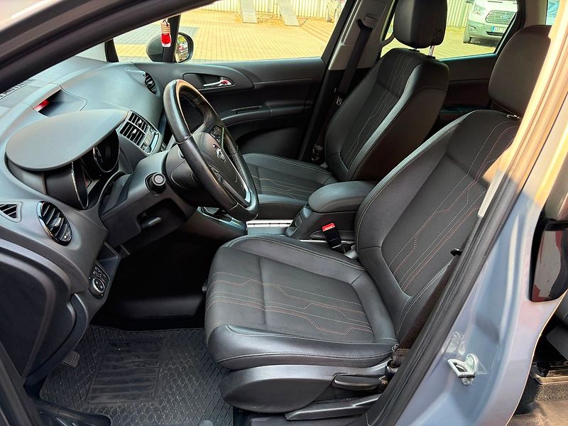 Opel Meriva 1.4 16V Cosmo, ČR, Serviska, 9 - fotka 14 z 22