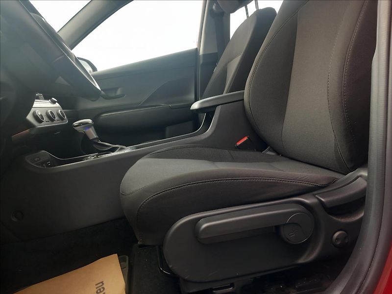Hyundai Kona 1,0 T-GDI DCT COMFORT CLUB NAV - fotka 16 z 19