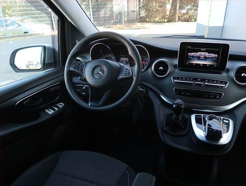 Mercedes-Benz Třídy V (2014) 220 CDI, ČR, DPH - fotka 7 z 25