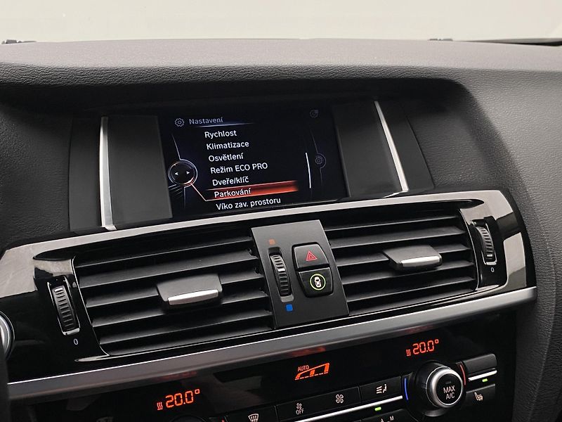 BMW X3 XDRIVE 20d AUT  - fotka 52 z 56