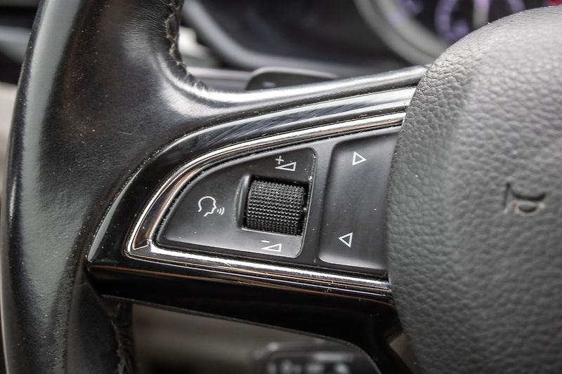 Škoda Superb Laurin Klement - fotka 35 z 44