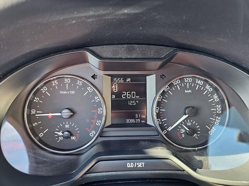 Škoda Octavia (2015) SUPER STAV, 81KW, SPLÁTKY  - fotka 15 z 23