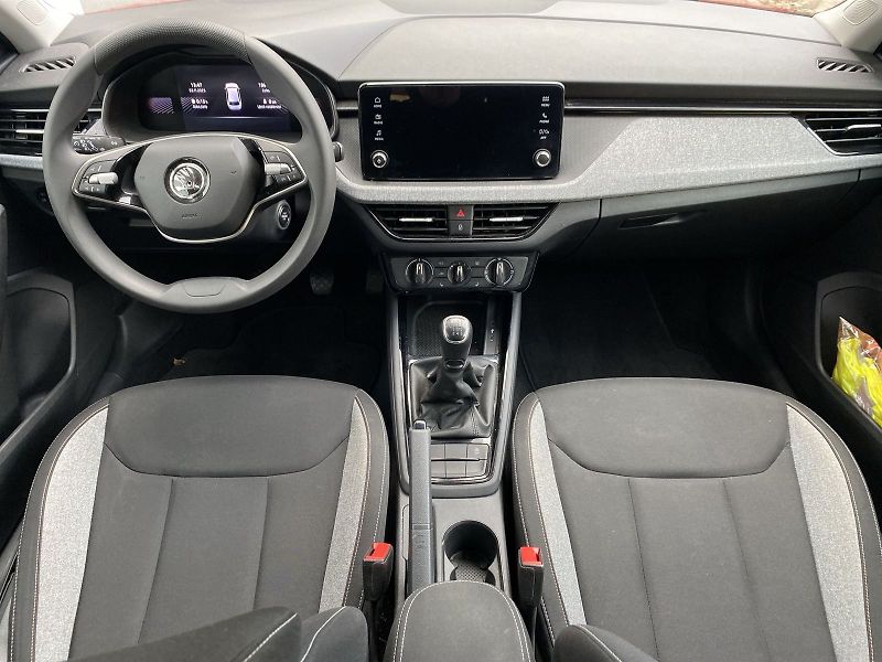 Škoda Scala (2024) 1.0 TSI Selection - fotka 5 z 32