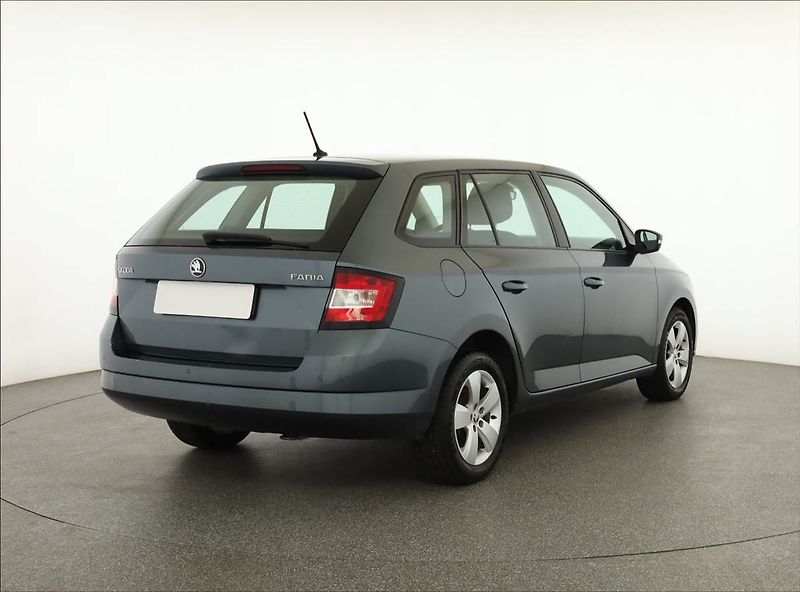 Škoda Fabia (2016) Style 1.4 TDI, Serv.kniha - fotka 5 z 16