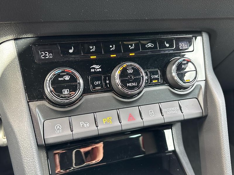 Škoda Karoq SPORTLINE - fotka 20 z 29
