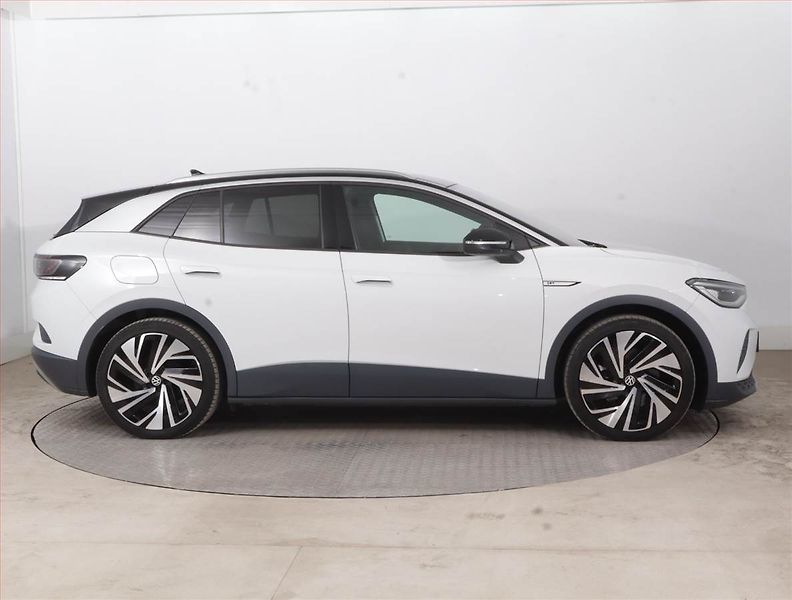 Volkswagen ID.4 (2021) 1st (82 kWh), SoH 87% - fotka 6 z 21