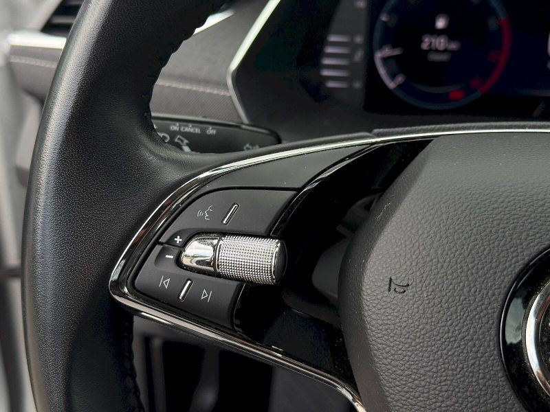Škoda Octavia (2023) 1.0 TSI 81 kW Style - fotka 12 z 22