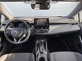 Toyota Corolla 1,8 Hybrid TS ČR.1.MAJ. - náhled 9