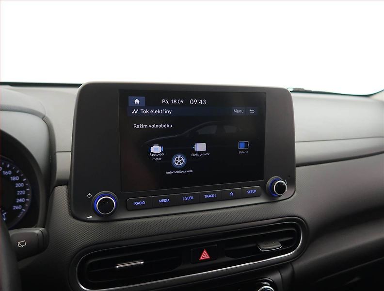 Hyundai Kona (2021) Hybrid, Automat, ČR,1.maj - fotka 17 z 22