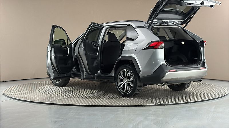Toyota RAV4 2.5 Hybrid AUT 4x4 Comfort - fotka 7 z 28