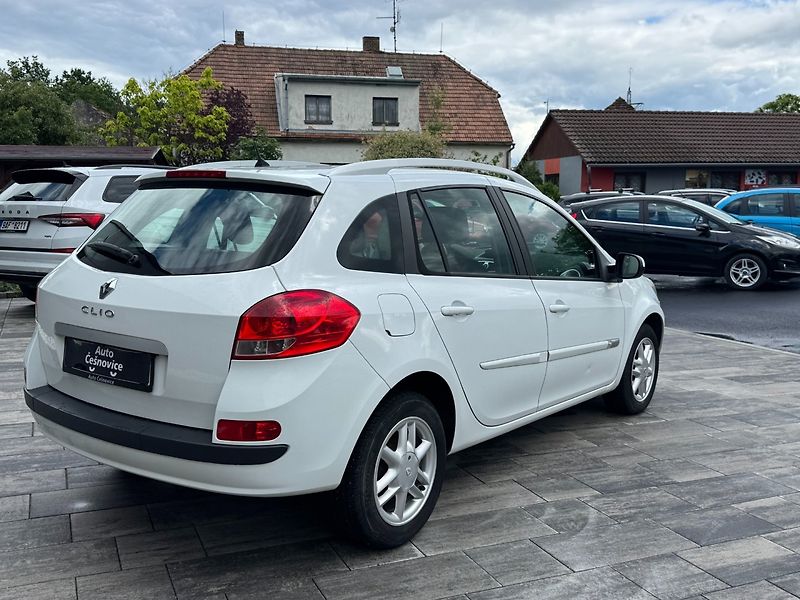 Renault Clio (2012) 1,2 55 KW Klima - fotka 5 z 28