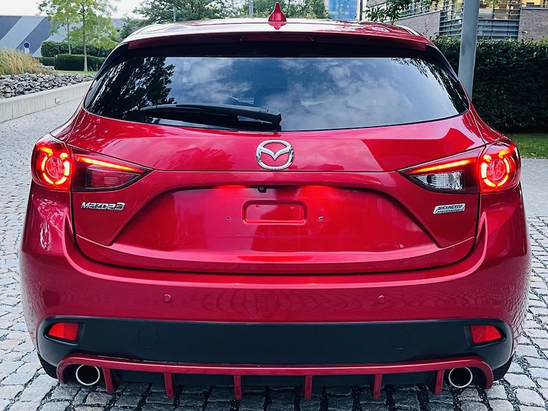 Mazda 3 2.0i MANUÁL LED KAMERA VÝHŘEV - fotka 16 z 43