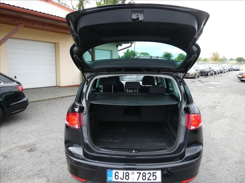 Seat Altea 2,0 TDi 103kW XL 4x4,navigace - fotka 24 z 39