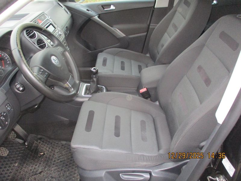 Volkswagen Tiguan 1.4TSi 4x4 VÝHŘEV NEZ.TOPENÍ - fotka 14 z 42