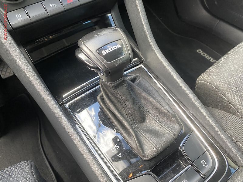 Škoda Karoq (2022) 1.5 TSi, Business, DSG - fotka 16 z 20