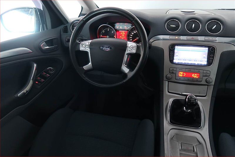 Ford S-MAX (2009) 2.0 TDCi, Tažné, dobrý stav - fotka 7 z 15