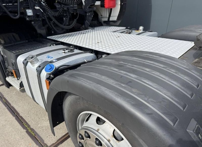 Scania R 450 6x2  - fotka 13 z 14