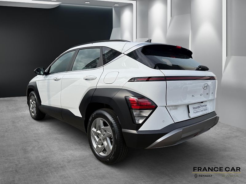 Hyundai Kona (2025) 1,6 T-GDi 102 kW SMART DCT - fotka 7 z 24