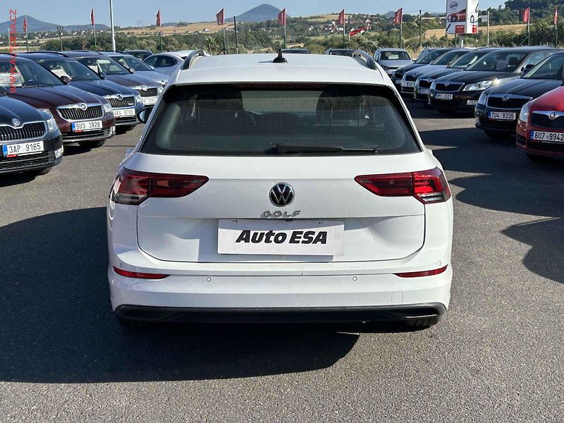 Volkswagen Golf (2021) 2.0TDi, 1.maj,ČR, Life - fotka 5 z 17