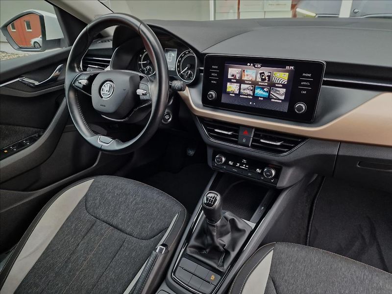 Škoda Scala 1.0 TSI 81kW Style, ČR,1.Maj. - fotka 40 z 50