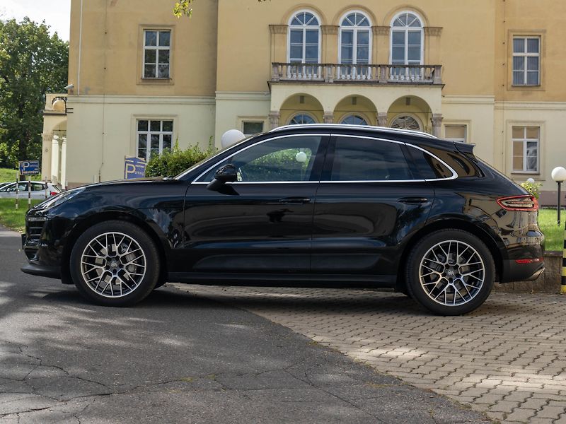 Porsche Macan S 3.0 V6 Alcantara 1. majitel - fotka 4 z 31