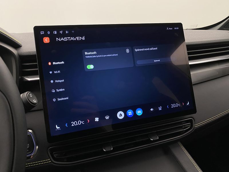 Lynk & Co 01 CORE PHEV AUT CZ 1.maj - fotka 63 z 72