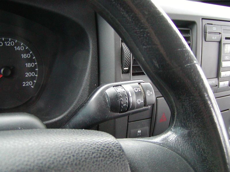 Ford Transit (2011) 2.2TDCi, 6MÍST, 350L,196TIS.KM - fotka 20 z 50