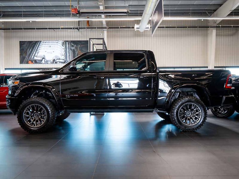 Dodge RAM (2024) 5.7 V8 eTorque Limited 6 LIFT - fotka 2 z 45