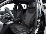 BMW Řada 3 330i xDrive Touring - náhled 17