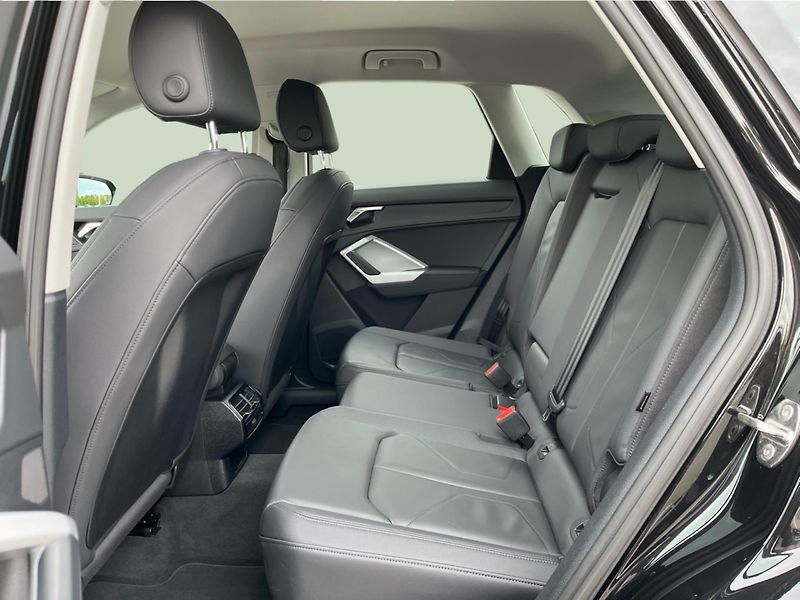 Audi Q3 ADVANCED 2.0 TDI 110 KW QUATTR - fotka 12 z 30