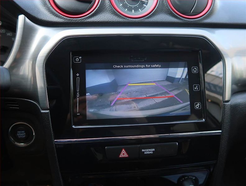 Suzuki Vitara (2016) 1.4 BoosterJet, 4X4, Automat - fotka 25 z 25