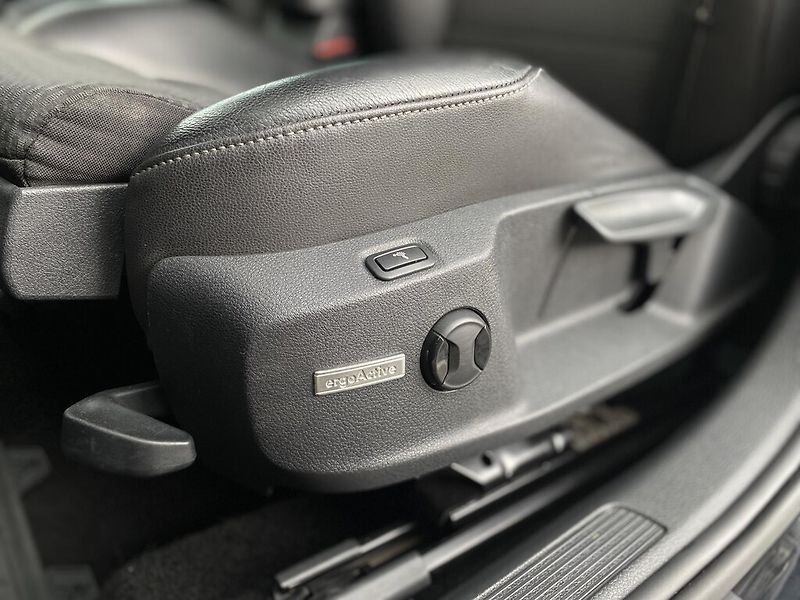 Volkswagen Golf 1,2 TSI 77 kW Comfortline - fotka 13 z 25
