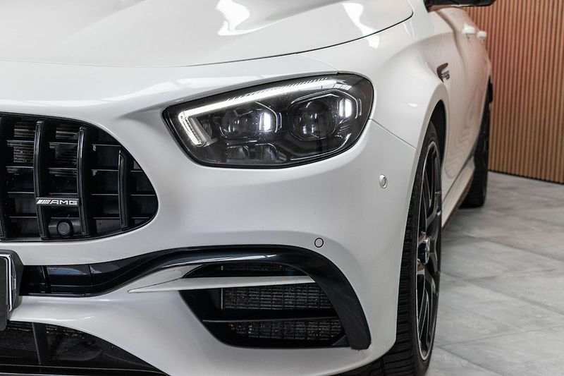Mercedes-Benz Třídy E E 63 S 4MATIC+ AMG NIGHT*DPH* - fotka 30 z 33