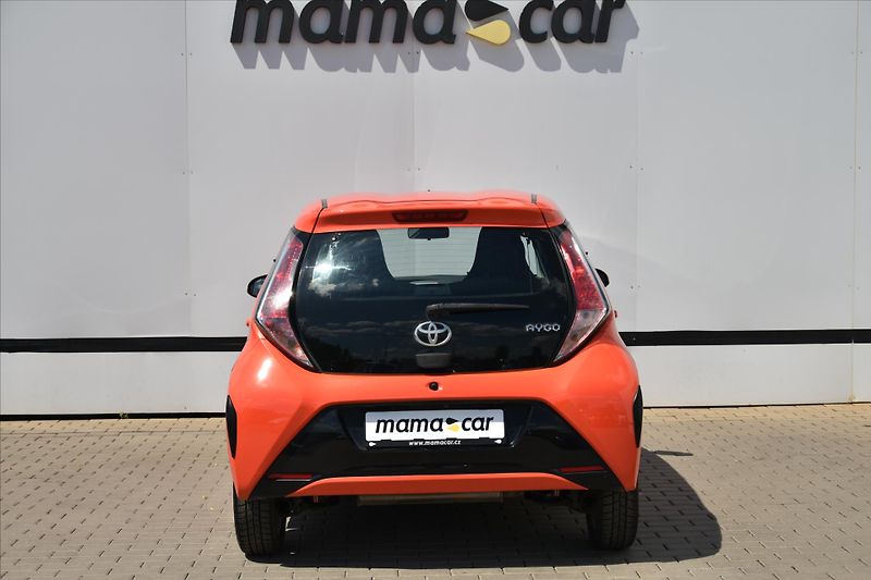 Toyota Aygo 1.0 VVT-i 51kW X-PLAY - fotka 6 z 24