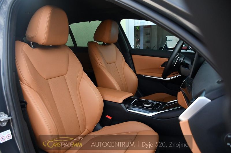 BMW Řada 3 320d xDrive M-SPORT ČR 1.M - fotka 17 z 62