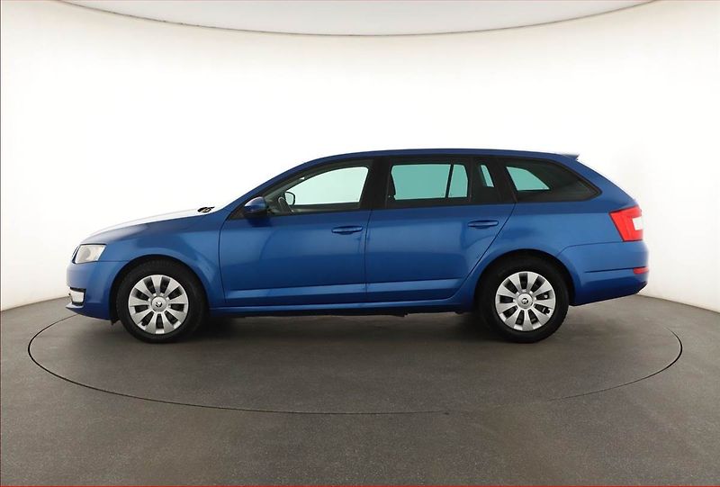 Škoda Octavia (2016) 1.6 TDI, Tempomat - fotka 3 z 17