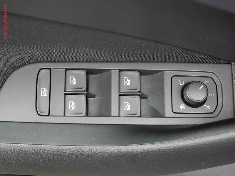 Škoda Scala (2019) 1.5 TSi, ČR, DSG, LED - fotka 11 z 27