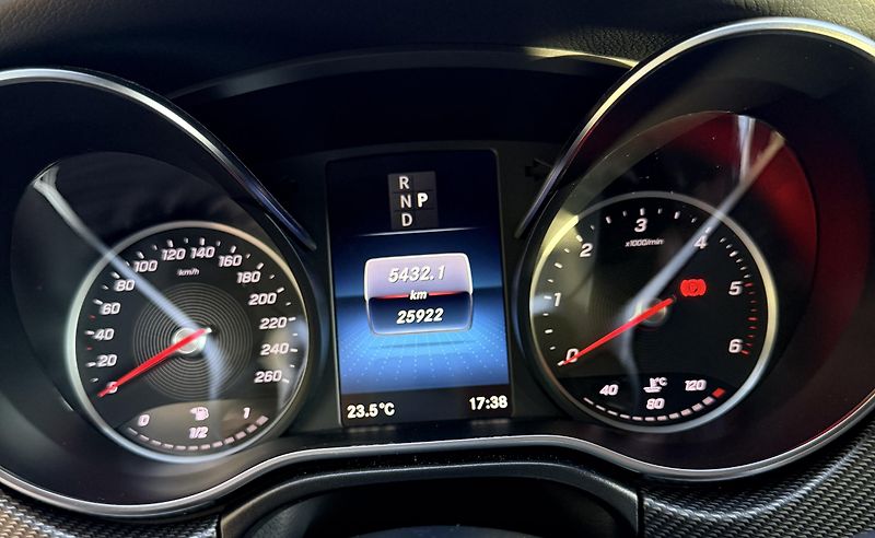 Mercedes-Benz Třídy V (2023) Mercedes-Benz Třídy V, V300D - fotka 28 z 37