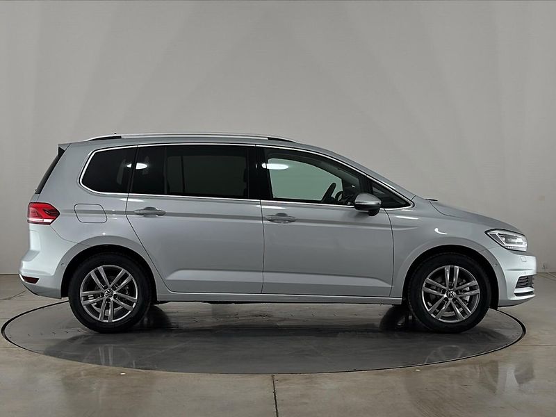 Volkswagen Touran (2026) MPV - fotka 16 z 30